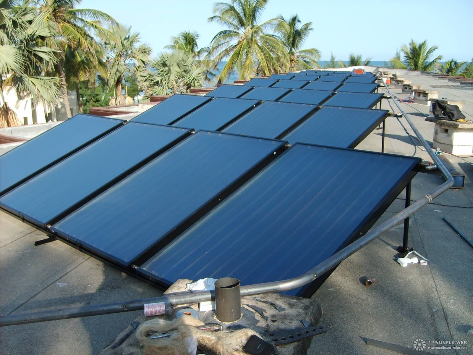 Panneau solaire plat
