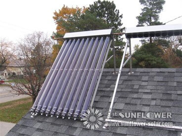 Capteur solaire sur le toit