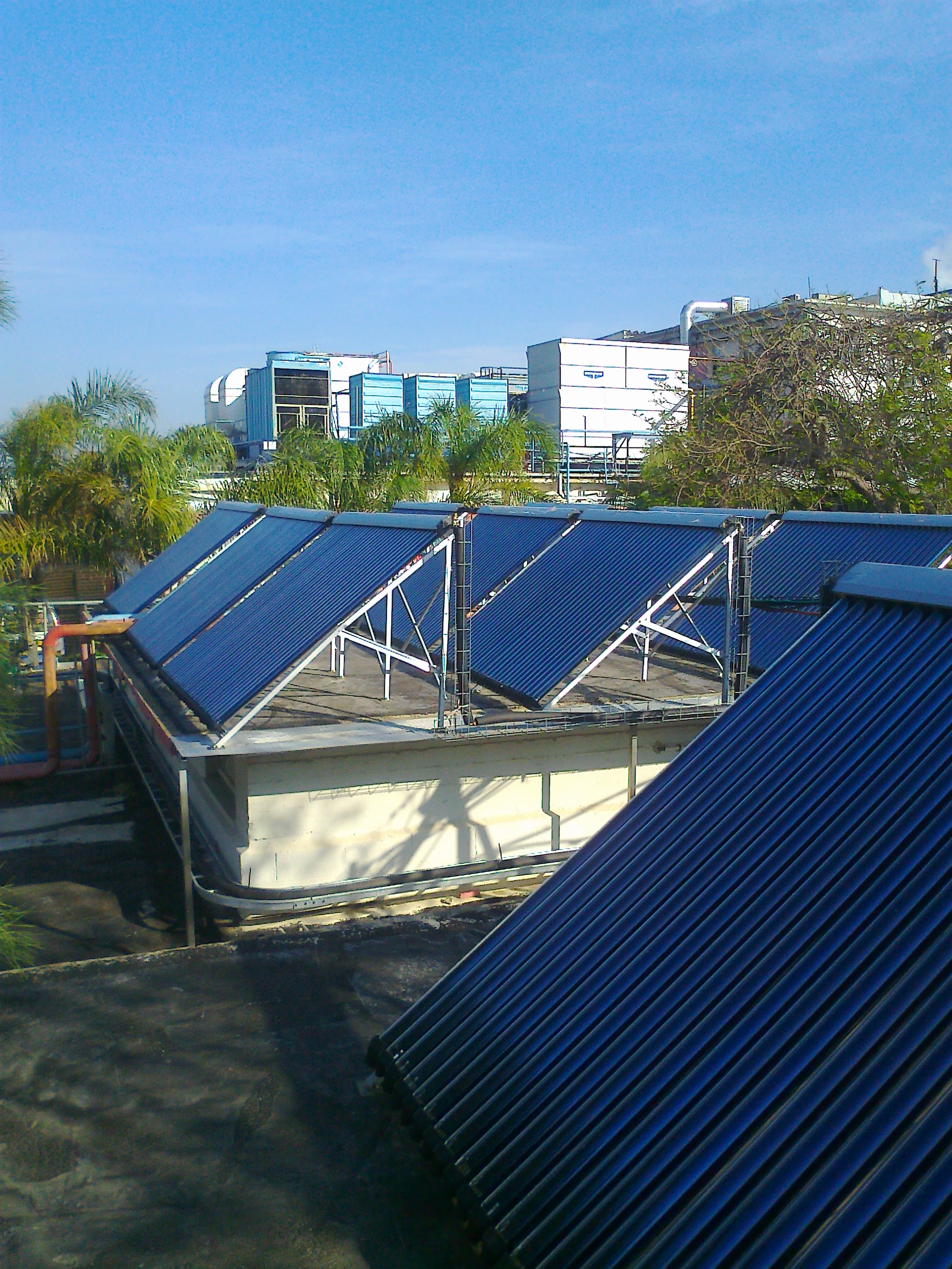 Application du système de chauffage solaire de l'eau de l'hôtel