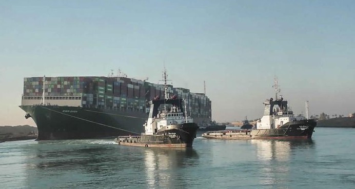 "Ever Given" s'est échappé en douceur du canal de Suez et a repris le trafic