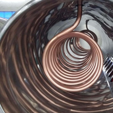 La diff&eacute;rence entre le chauffe-eau solaire de pr&eacute;chauffage avec bobine de cuivre et le chauffe-eau solaire pressuris&eacute; int&eacute;gr&eacute;-5