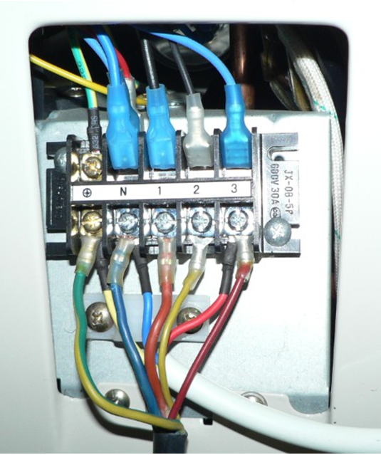 Climatiseur solaire thermique hybride mural-p4.9